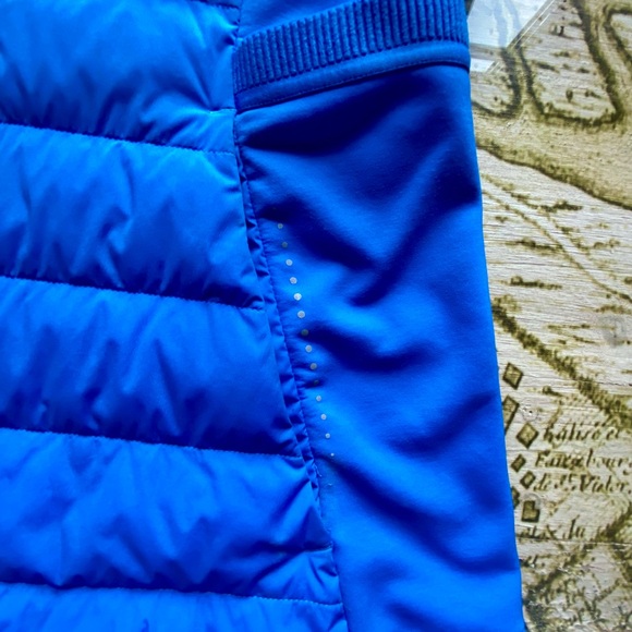 Lululemon Womens Pipe Dream Blue Down For It All Vest Running lightweight size 8 - Picture 6 of 9